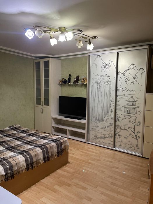 Сдам 2х ком квартиру Самый центр