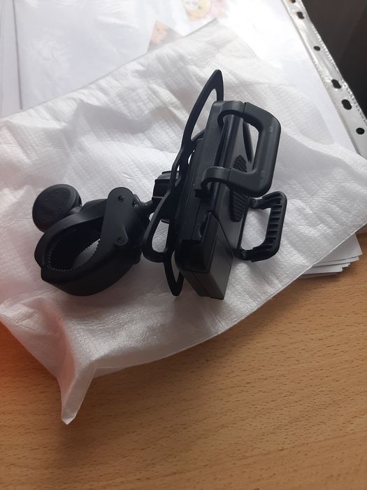 Крепление для смартфона.