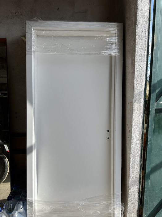 6 Portas interiores brancas novas
