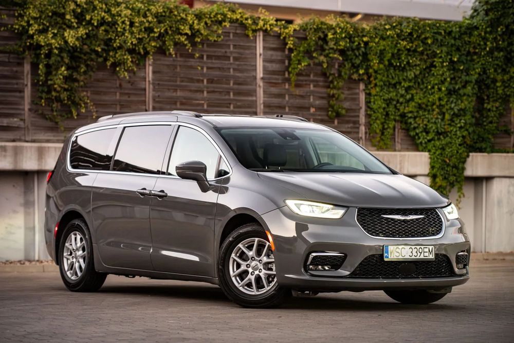 Chrysler Pacifica Chrysler Pacifica 2022 | Super Stan | CarPlay | Polift