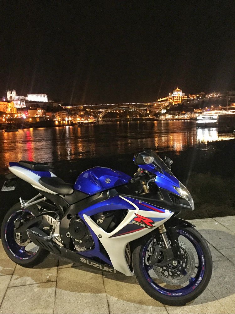 Suzuki Gsx-R 600k7