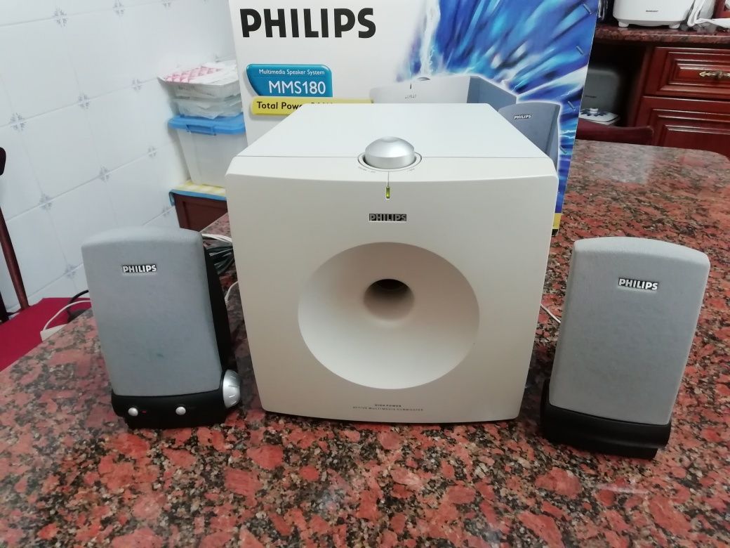 Colunas Philips com subwoofer  36w rms