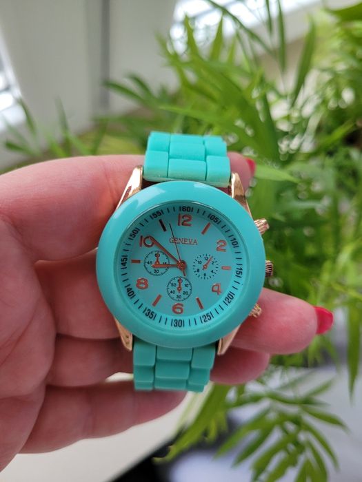 Słodki miętowy zegarek z gumową bransoletą
