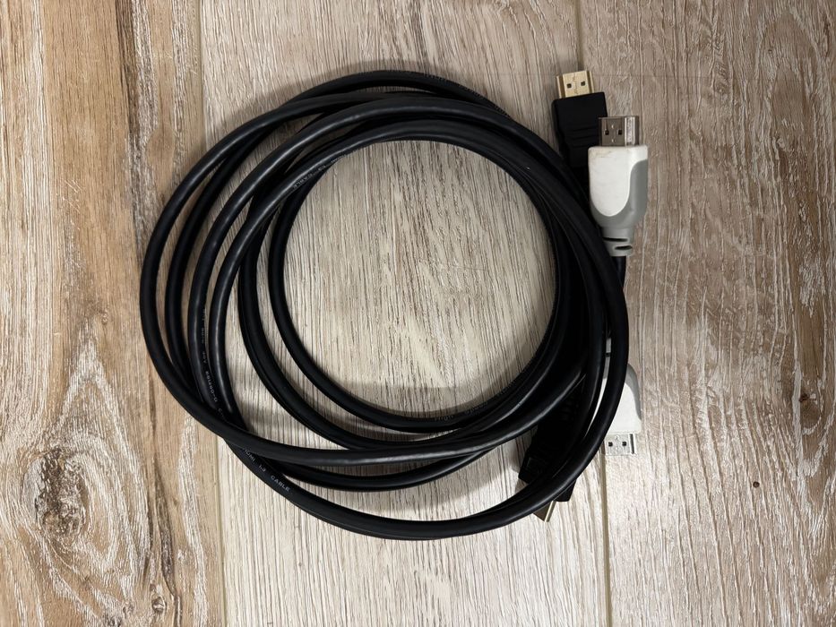 Продаю кабель HDMI