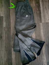 spodnie dresowe ADIDAS CLIMAWARM z zamkami , super stan