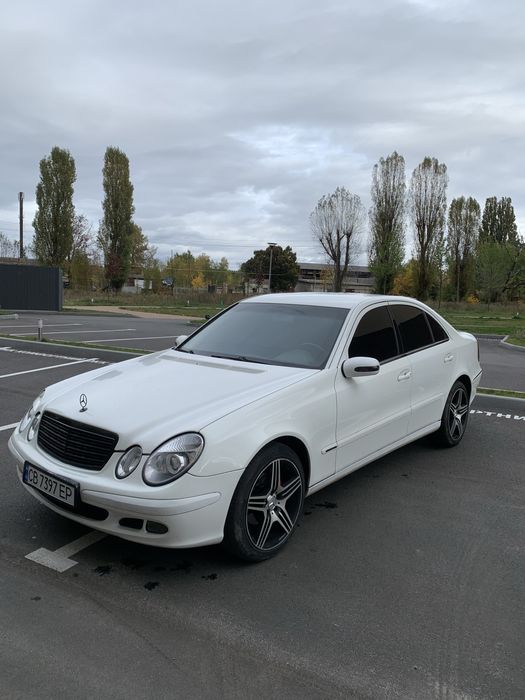 Mercedes Benz w211 2.2дизель 6ст механіка Е200