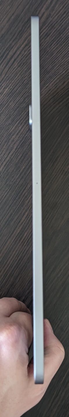 Apple iPad Pro 12.9" 2022 M2, 128GB + клавиатура
