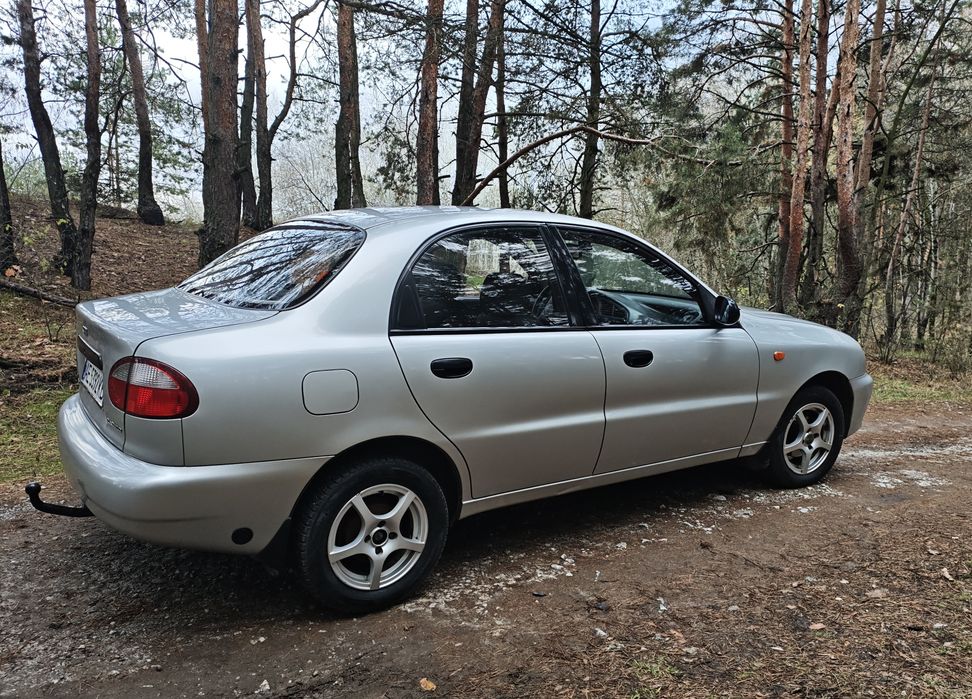 Продам Део Ланос 1.5