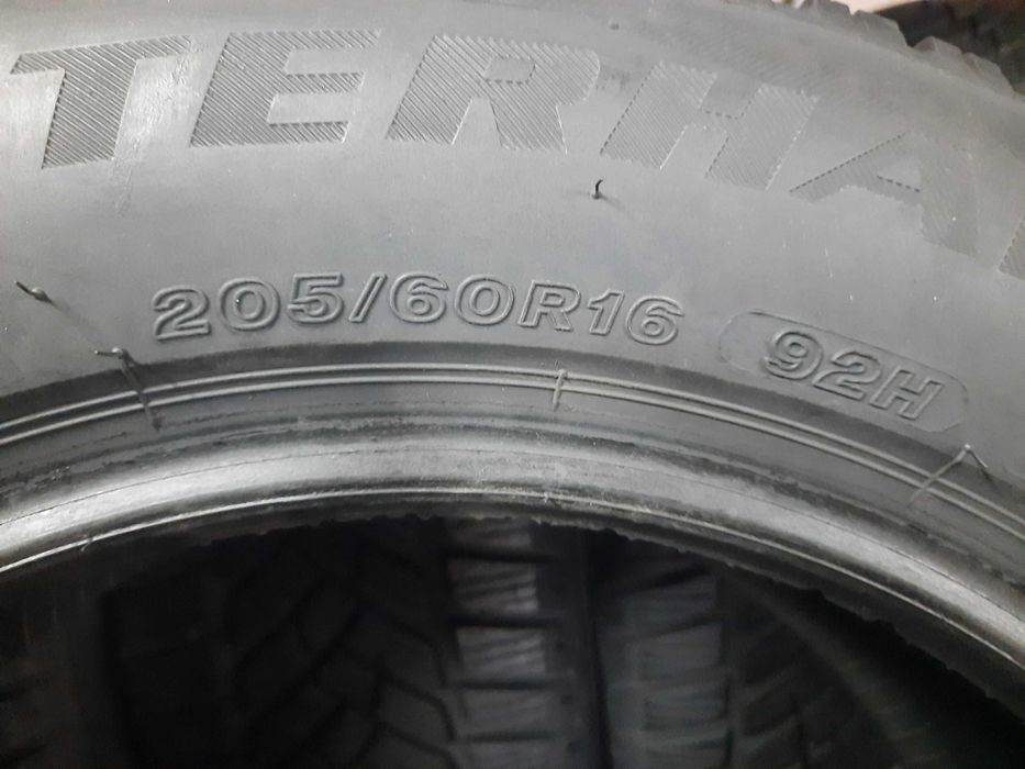 Opony Zimowe 205/60r16 Firestone Winter Hawk4
