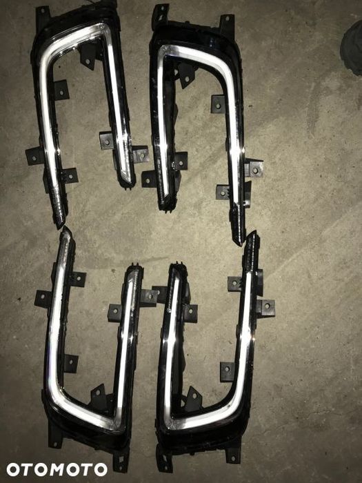 E GOLF VII  led prawy lewy halogen DRL