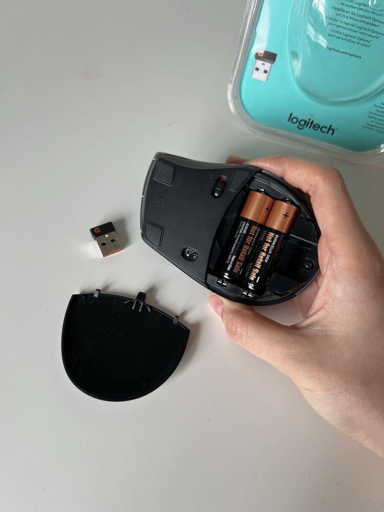 Logitech MARATHON M705 mysz bezprzewodowa