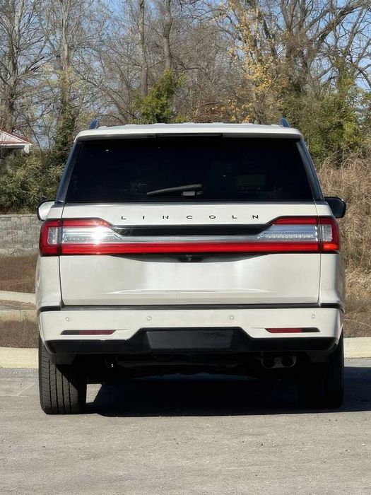 Lincoln Navigator Black Label      2018