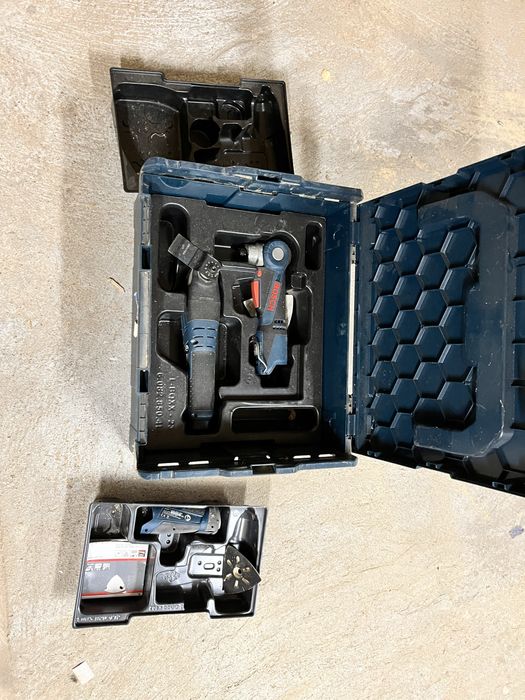 Multitool Wkrętarka aku Bosch Lampa 10.8 v