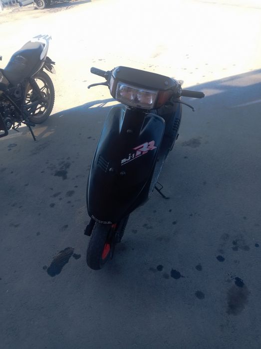 Продам мопеда хонду дітей 1 на ходу