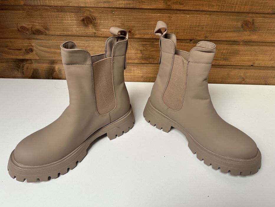 Челсі 39 шкіра матова нові