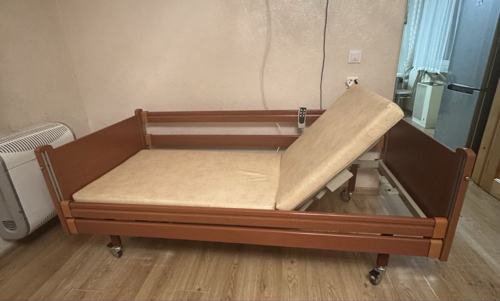 Ліжко багатофункціональне