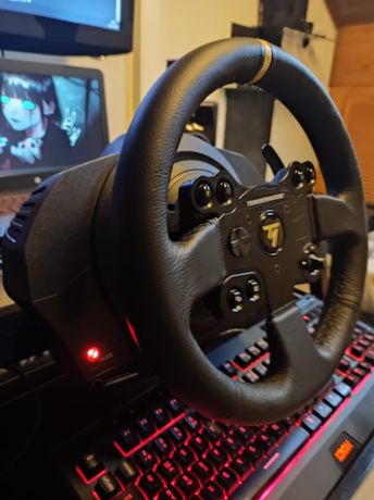 Volante Thrustmaster TX Leather Edition + Pedais Trustmaster T3PA