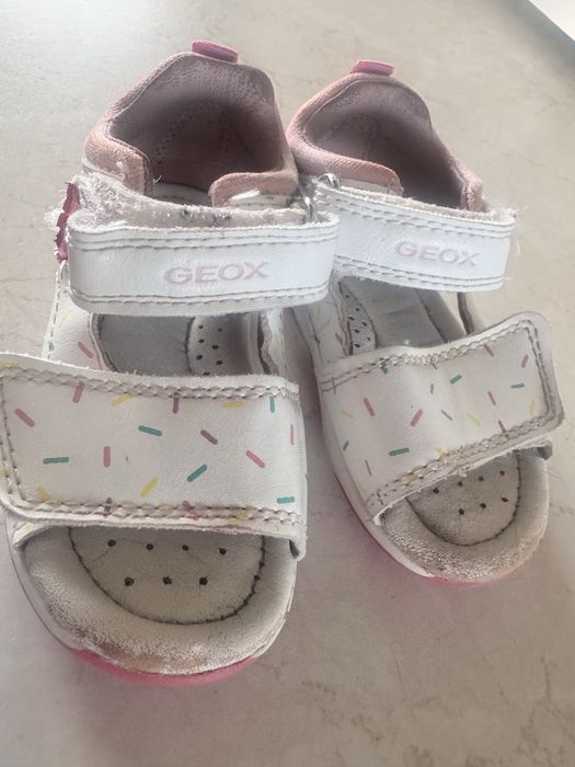 Pierwsze buty r. 19-20