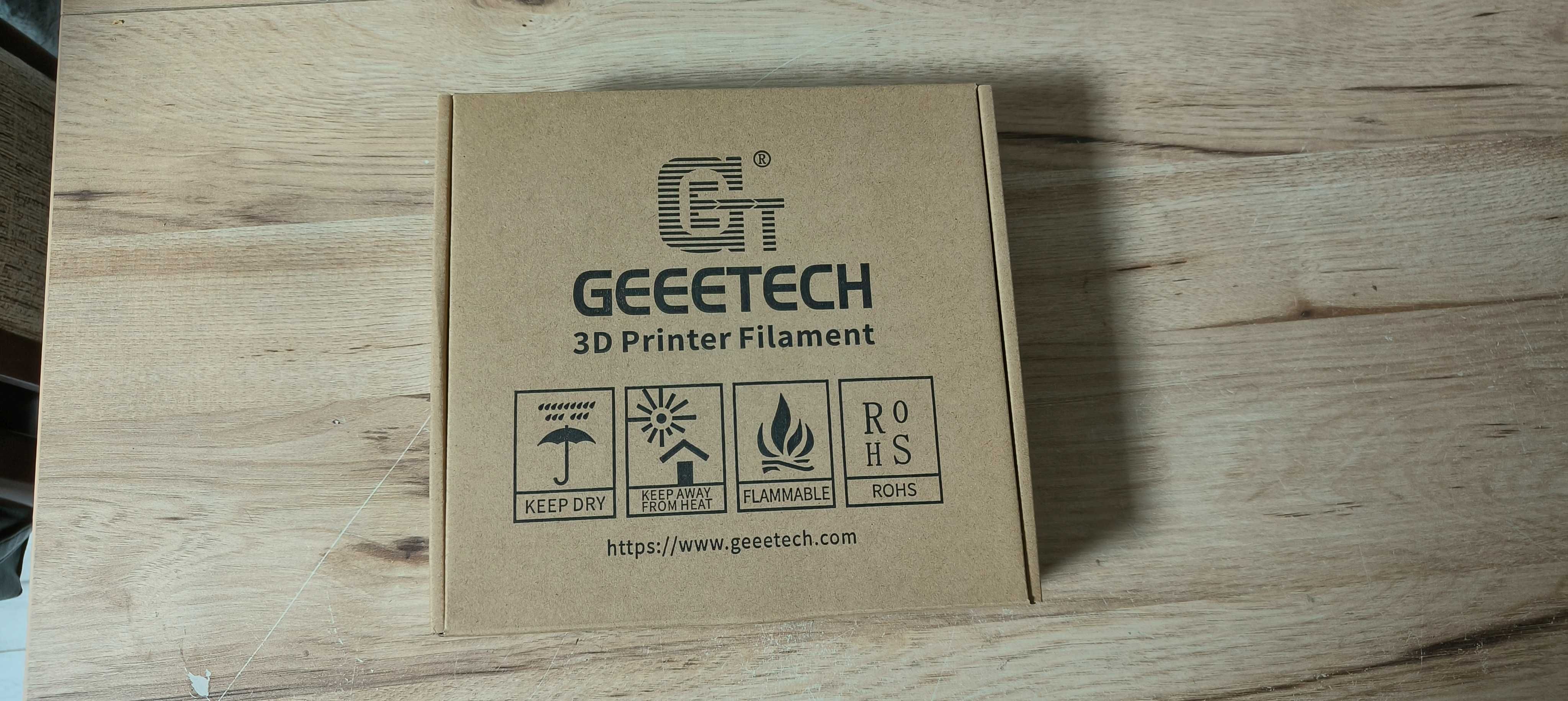 Filament geeetech PETG 1kg biały