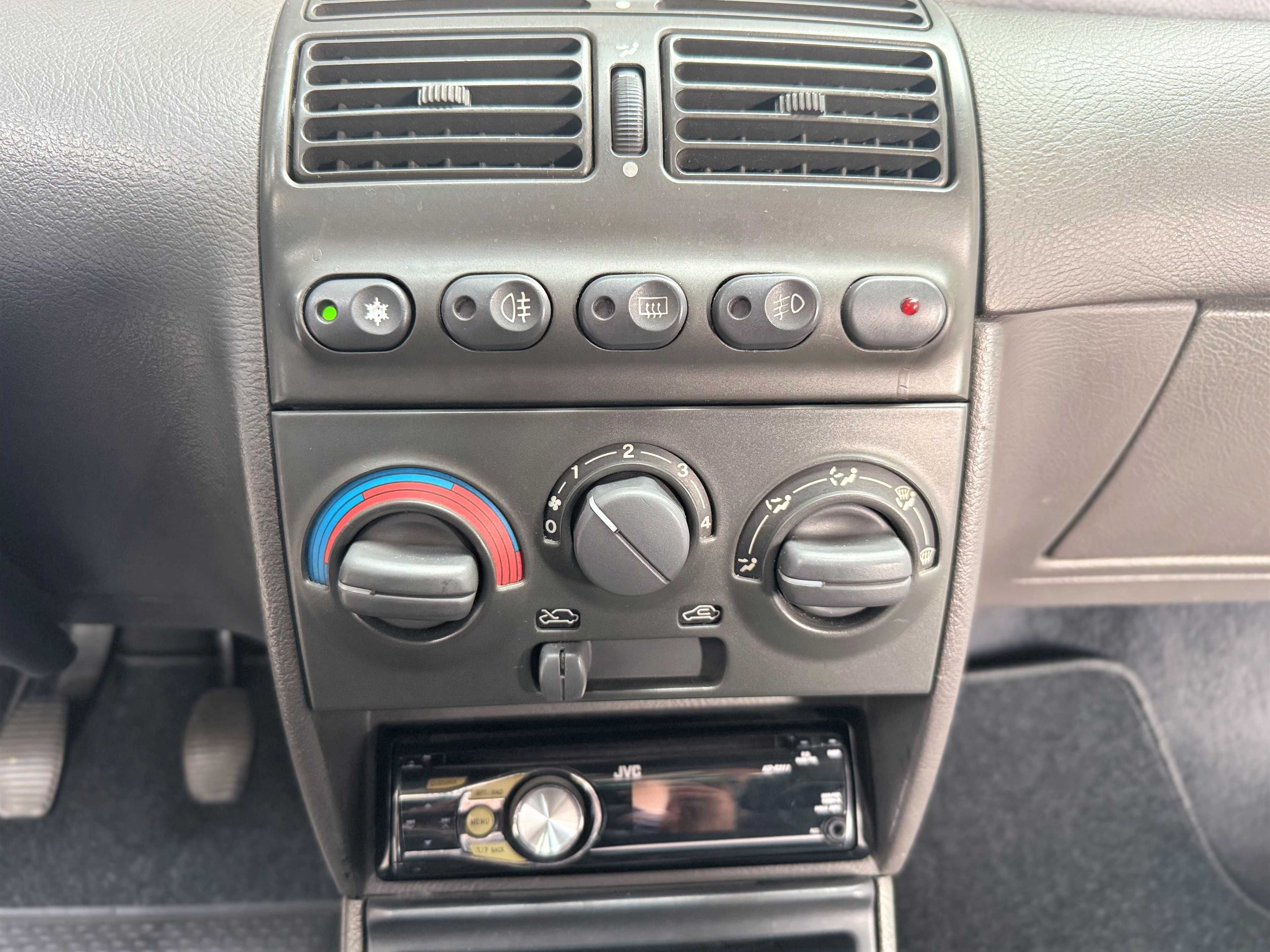 Fiat Punto GT 3 1.4 Turbo ie