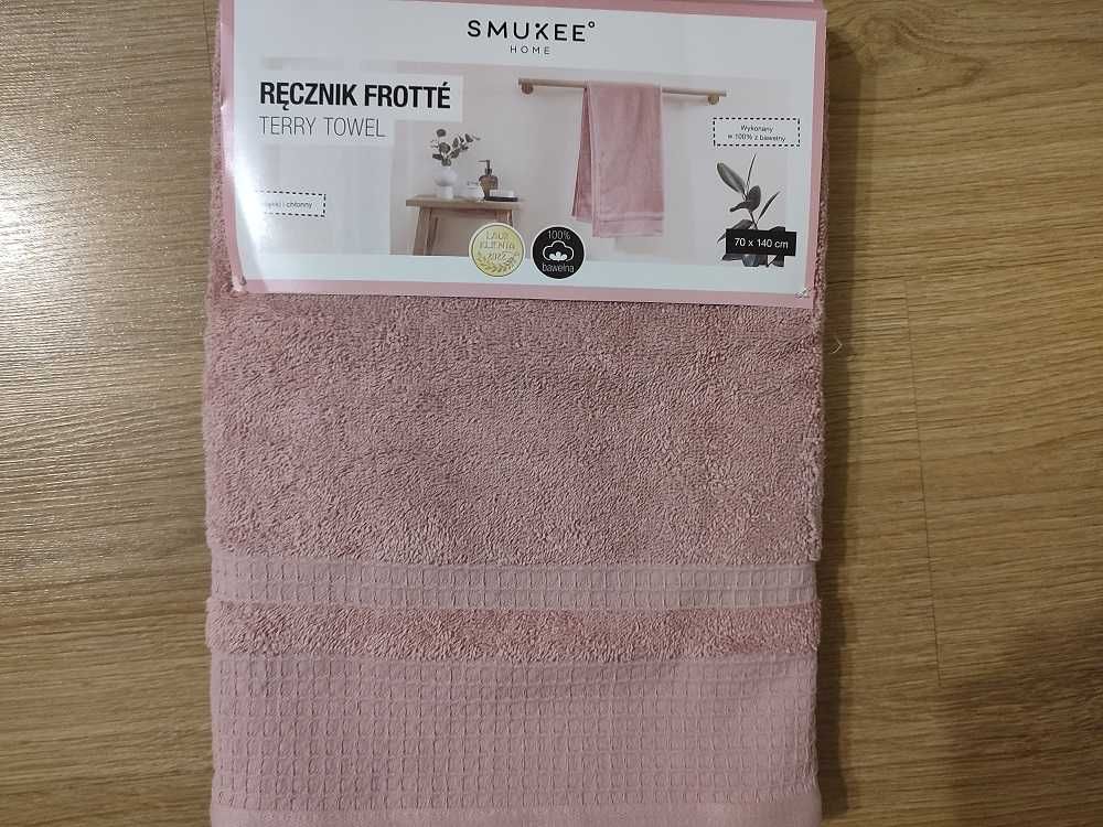 Ręcznik kąpielowy frotte SMUKEE 70x140 różowy nowy