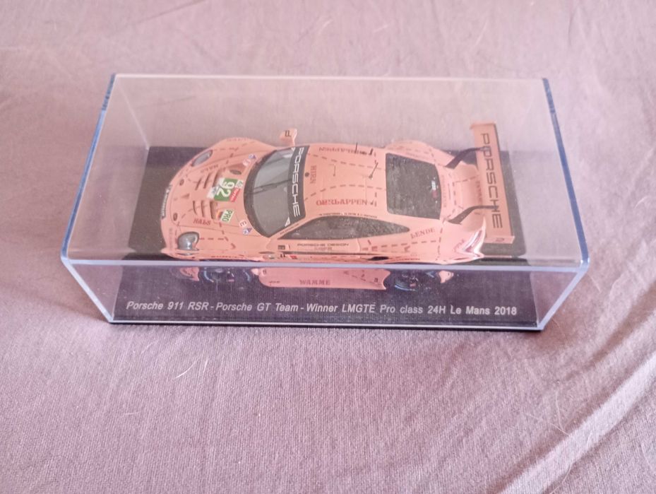 Porsche 911 RSR - Winner LMGTE Le Mans 2018