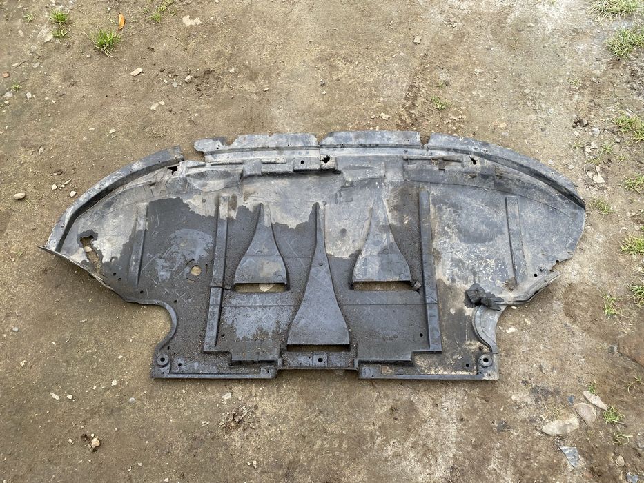 пластики деталі салону до Audi A4 B5