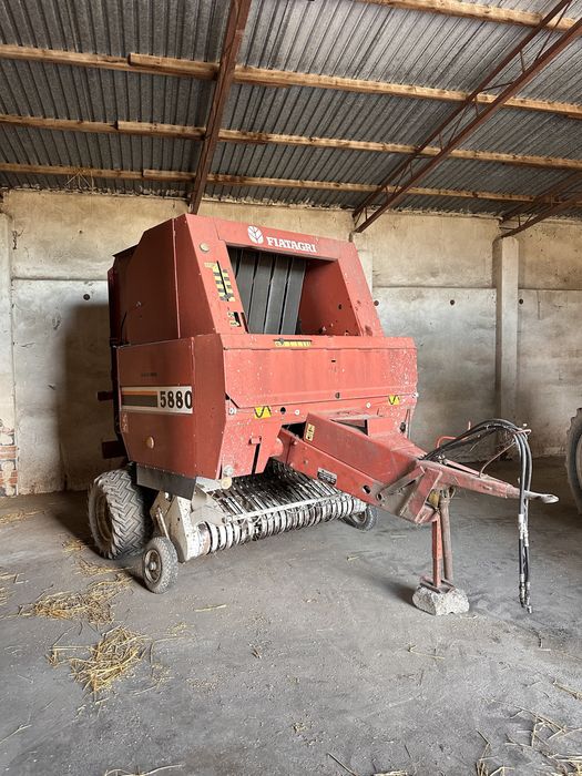 Fiatagri 5880 prasa do słomy