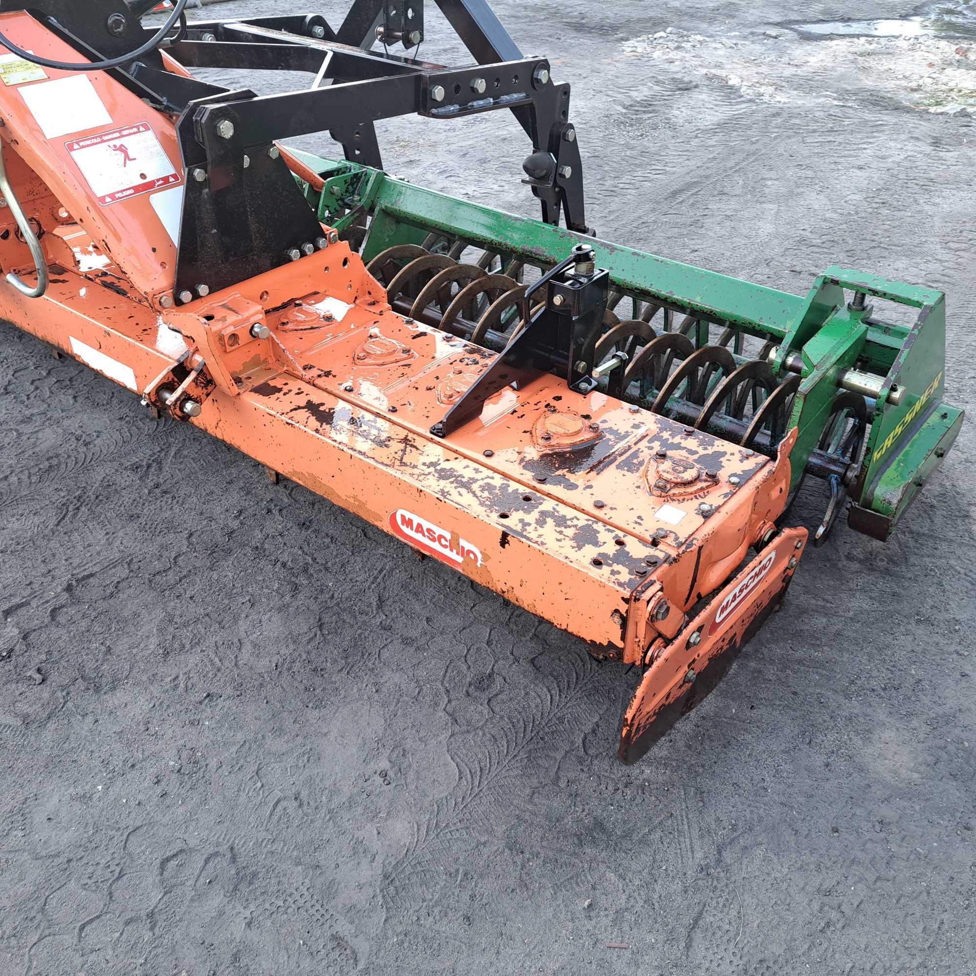Brona Wirowa MASCHIO wał varioPack, hydropak 3m Ścierniskowiec