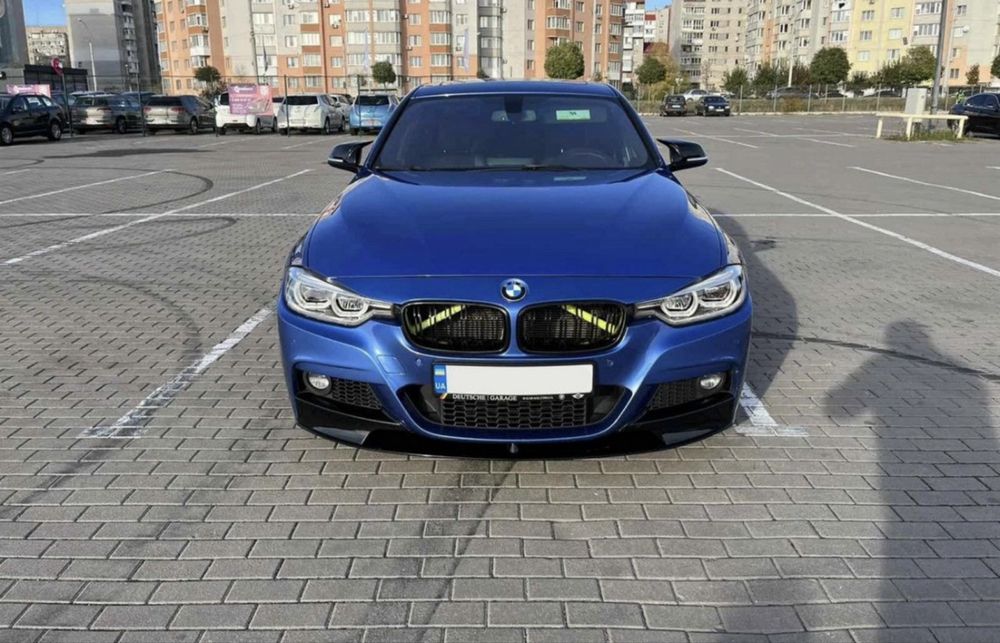 Передня губа M Performance на BMW F30 (2012-2019) сплітер диффузор