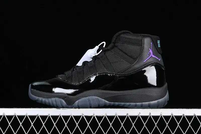 кросівки Nike Air Jordan 11