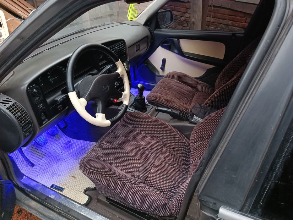 Opel omeqa a caravan