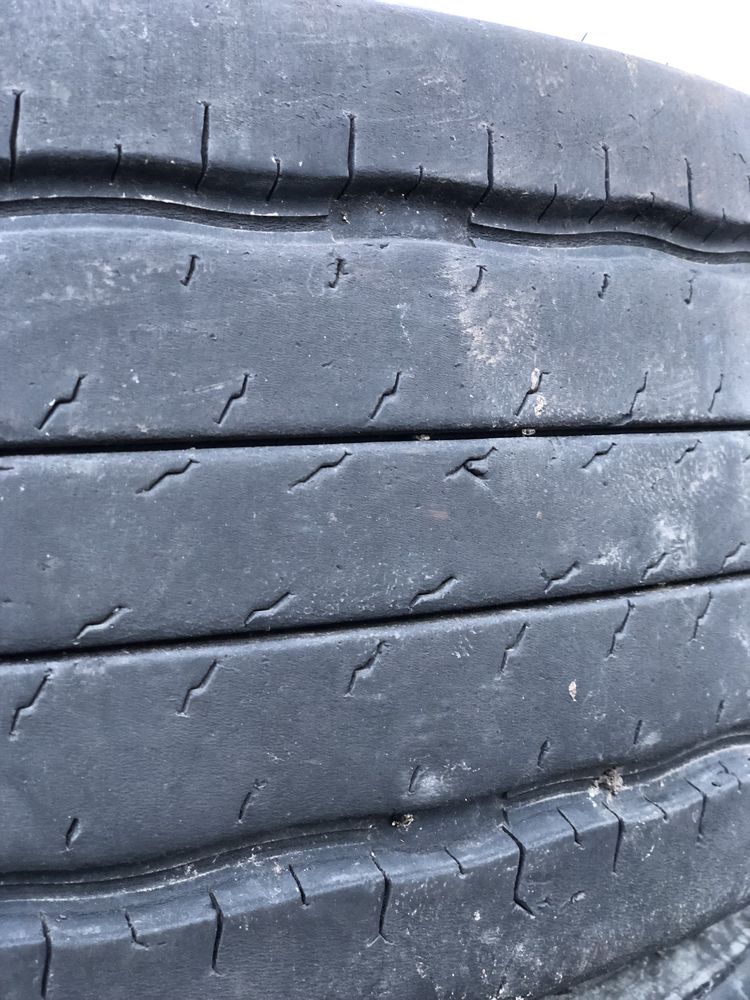 Dunlop 245/70/19.5