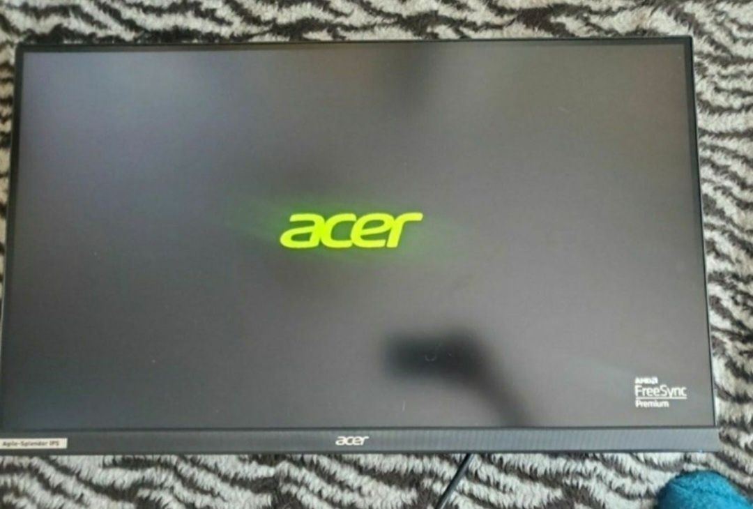Acer Nitro VG272UPbmiipx (UM.HV2EE.S01)

Resolution: 2560x1440
Size: 2