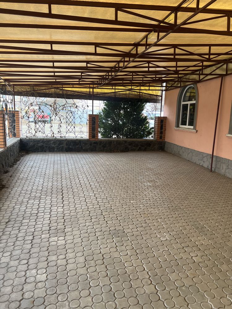 Продається в центрі м.Городище,Черк.обл. готовий бізнес, дітяча мрія