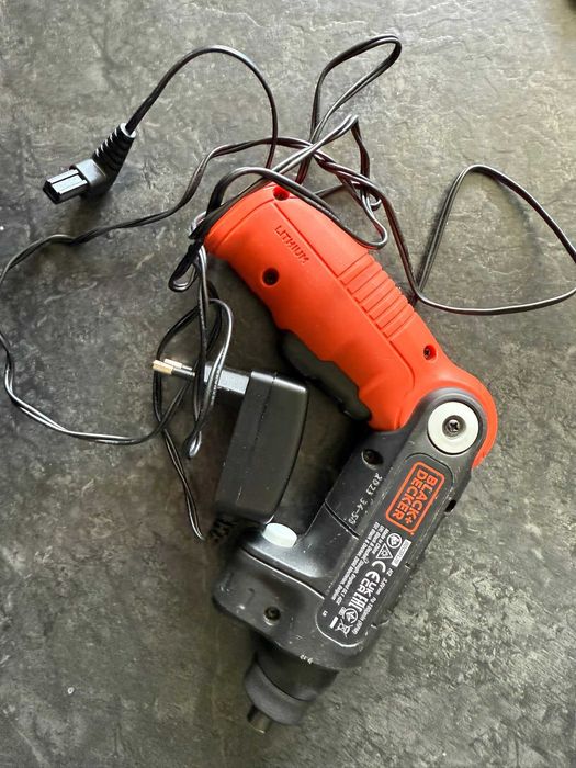 Wkrętarka Black+Decker zasilanie akumulatorowe 3,6 V BDCSFL20