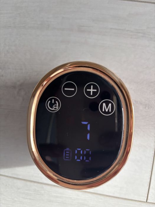 Neno Perfetto. Laktator elektryczny, bezprzewodowy.