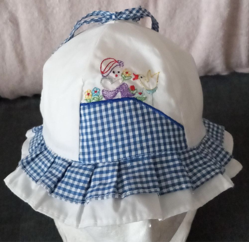 Nowy bawełniany kapelusz dziewczęcy. Polski producent