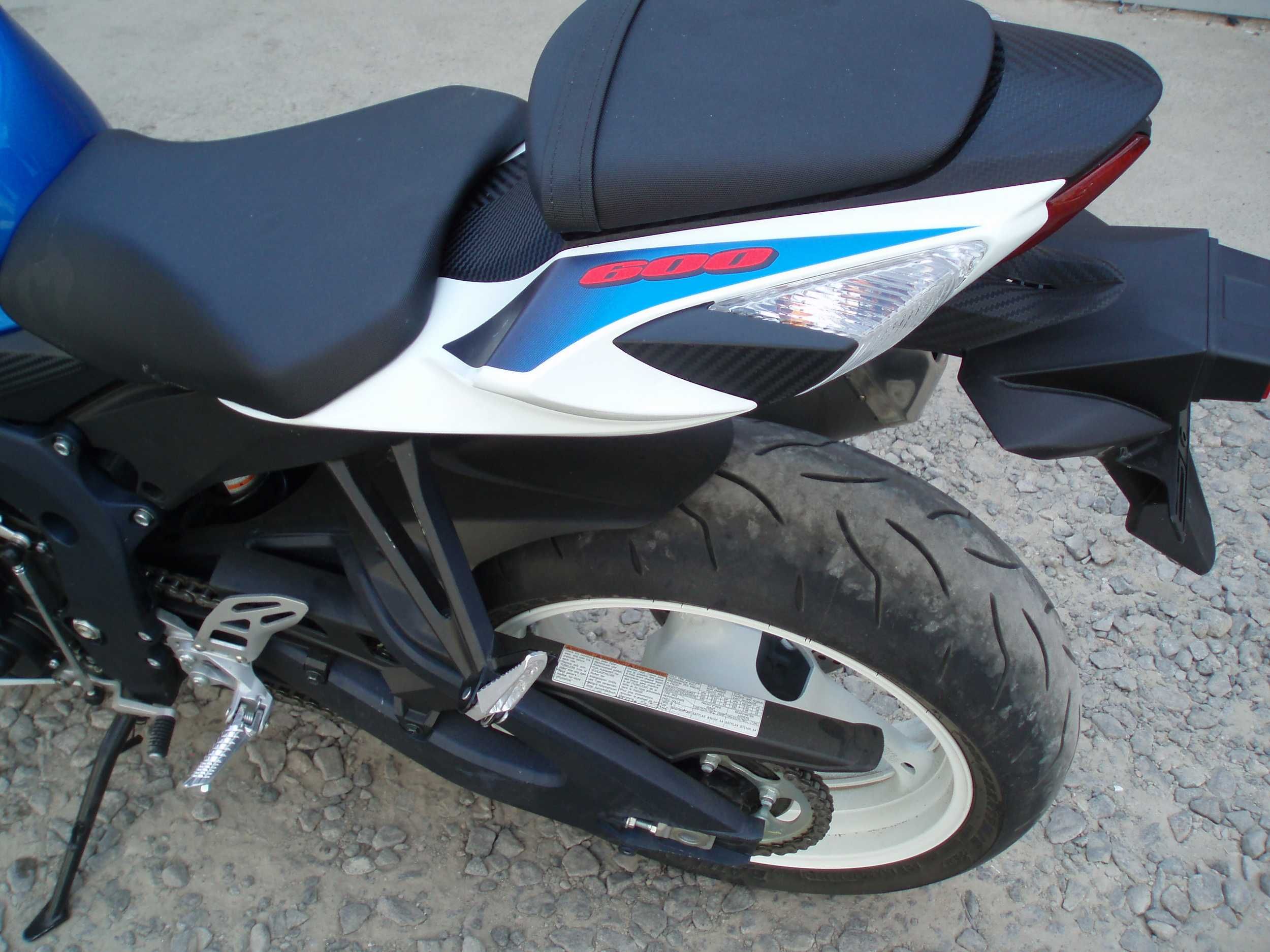 сузуки GSX-R600 спорт