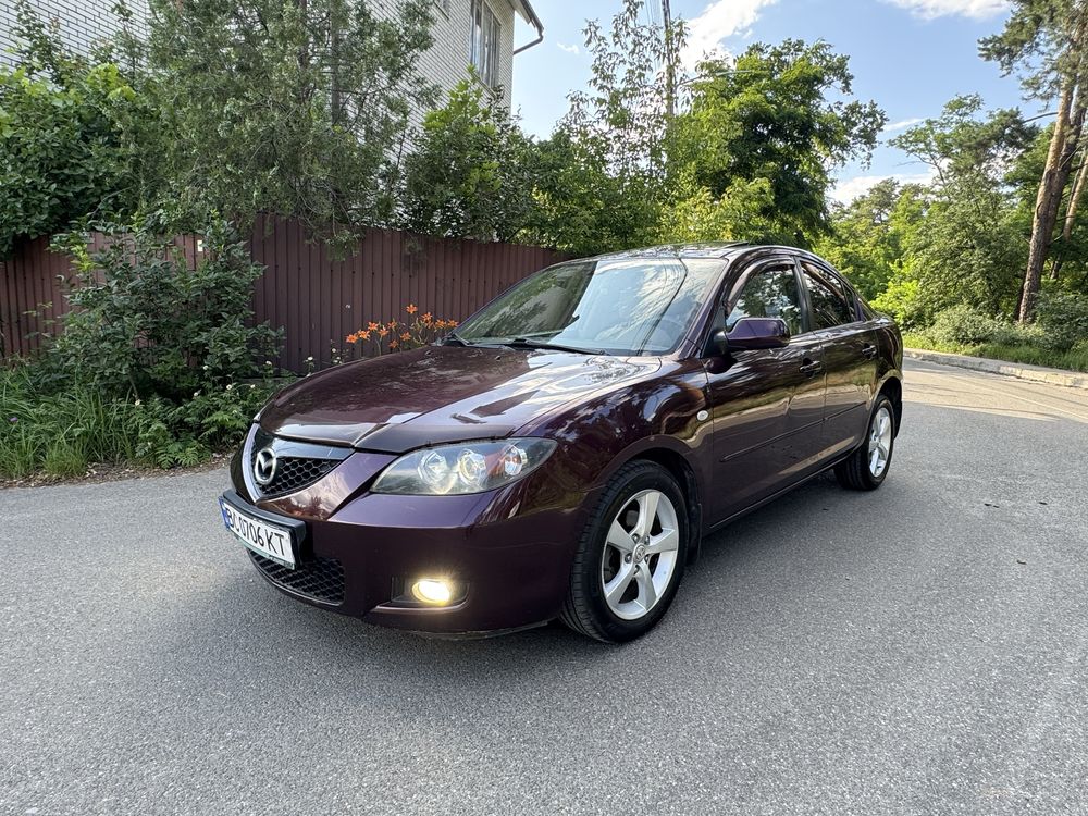 Mazda 3 ,Автомат 2007р.в. Кондиціонер ,Дуже гарний стан