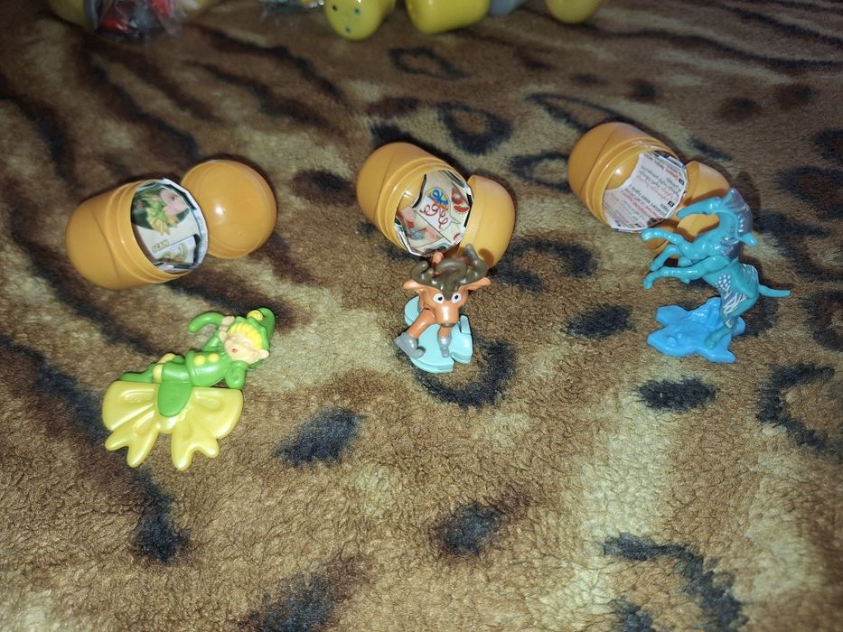 Іграшки з кіндера