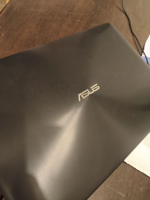 Notebook ASUS i5-5200U