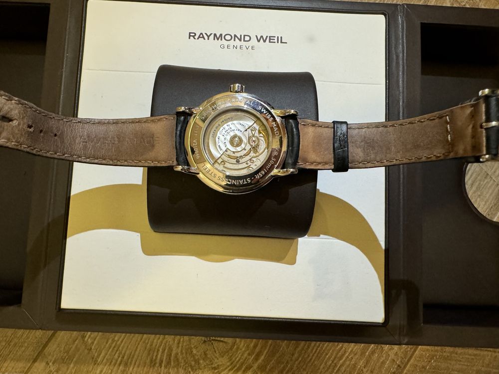 Часы Raymond Weil Maestro 2837-STC 00659