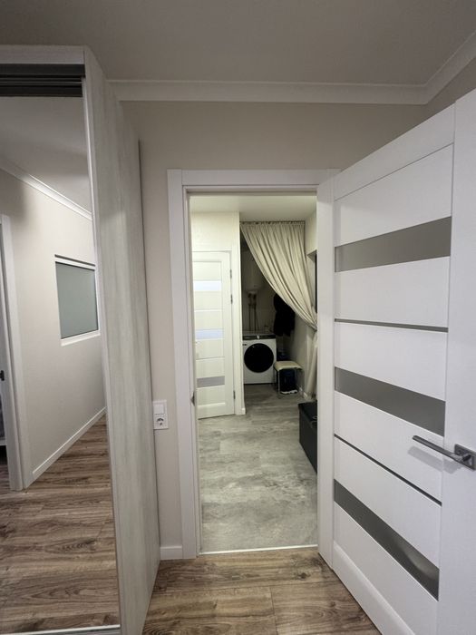 Продам 1 комнатную квартиру на Фрунзенском !Левый берег! Донецкое шосс