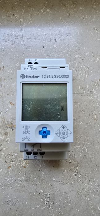 Typ 12.81 - Cyfrowy zegar astronomiczny Finder 12.81.8.230.0000