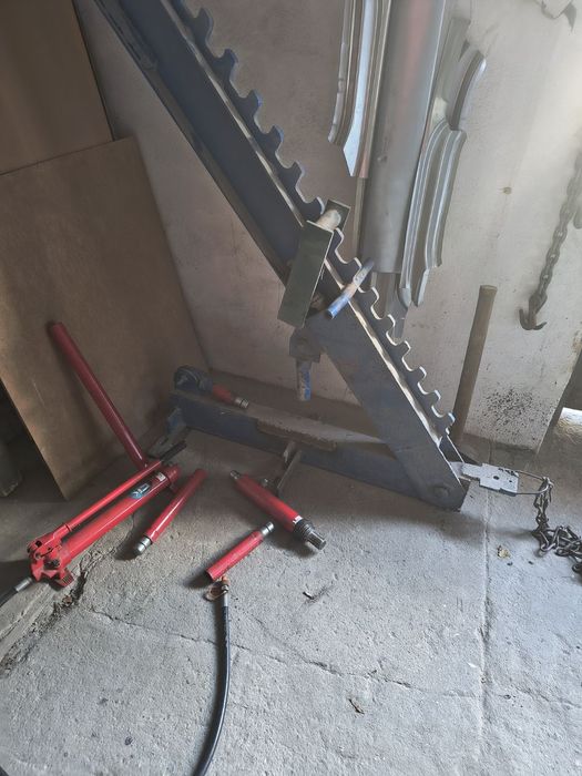 Żuraw do prac blacharskich wyciągarka