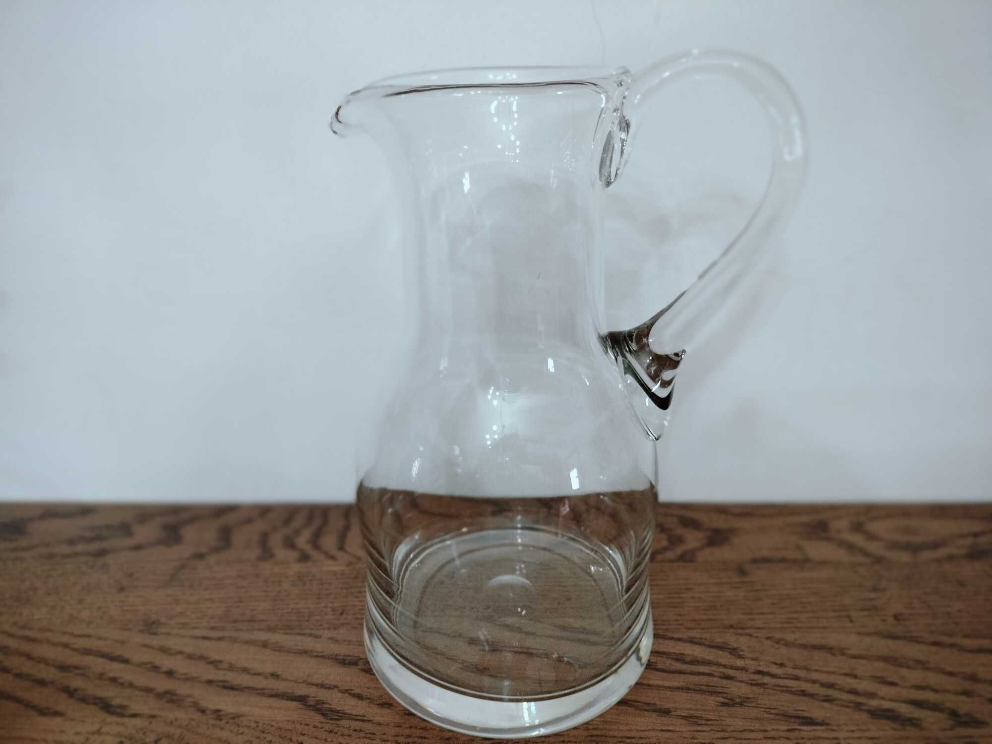 2 Jarros de Água, de qualidade, em vidro transparente, novos