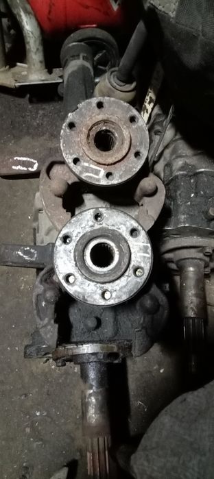 Балка,ступицы,задние двери,фонари Таврия Пикап, Славута