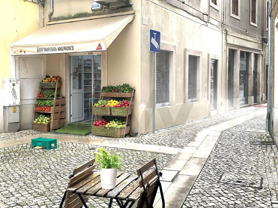 Trespasse Minimercado na zona Portagem em Coimbra