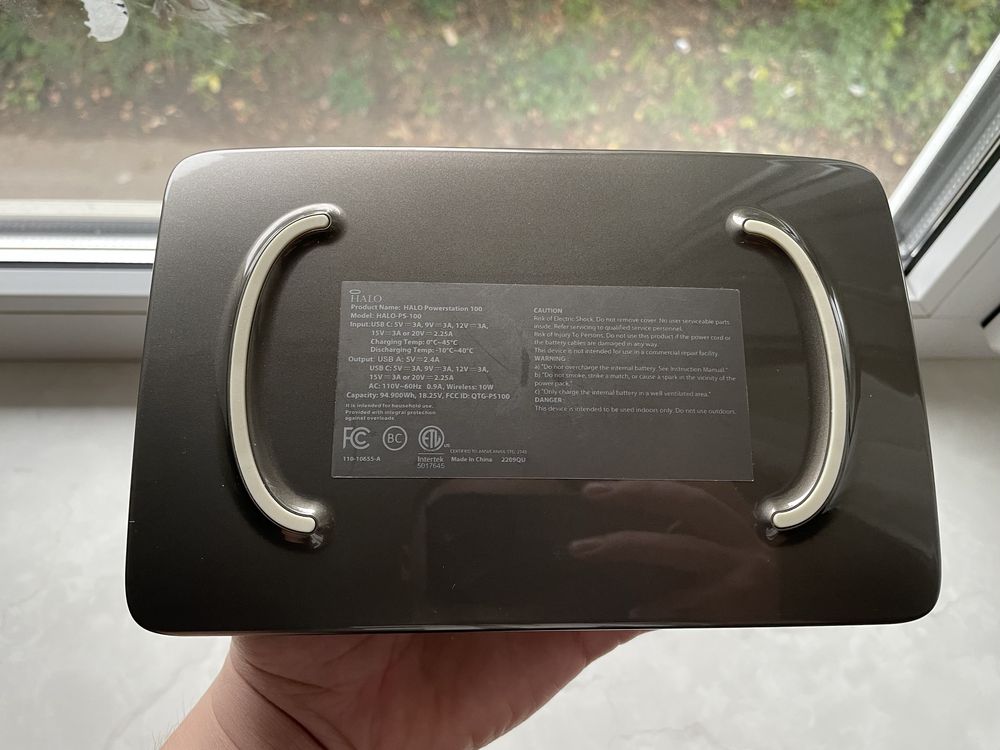 Зарядна станція Halo Power Station 100 94900 mAh 110V/100W USA Нове